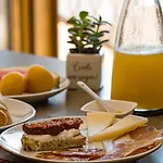 B&B A Due Passi Dal Mare 카울로니아 마리나