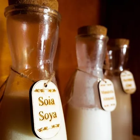 A Due Passi Dal Mare לינה וארוחת בוקר