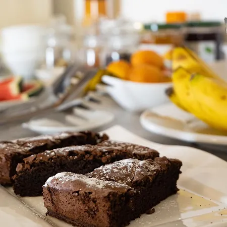 A Due Passi Dal Mare לינה וארוחת בוקר 3*