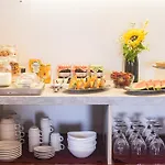 Bed & Breakfast A Due Passi Dal Mare 3*
