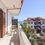 A Due Passi Dal Mare Bed & Breakfast 3*