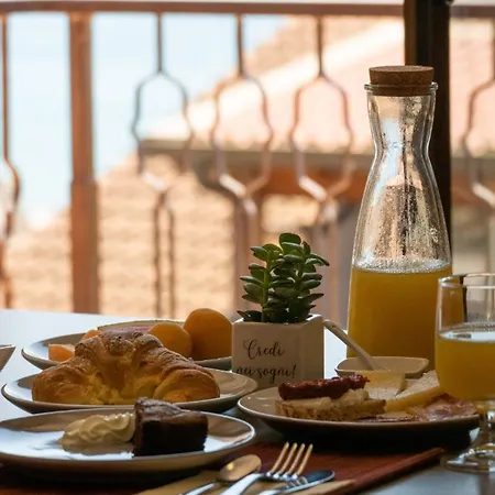 Frühstückspension A Due Passi Dal Mare Marina di Caulonia