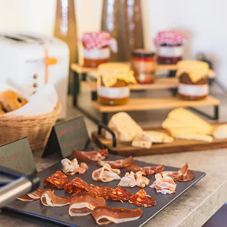 Couette-café A Due Passi Dal Mare 3*
