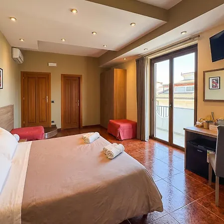 Couette-café A Due Passi Dal Mare 3*