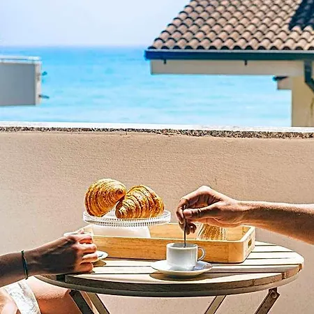 Frühstückspension A Due Passi Dal Mare 3*