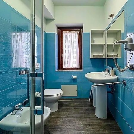 A Due Passi Dal Mare Bed and breakfast 3*