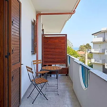 A Due Passi Dal Mare Bed and breakfast 3*