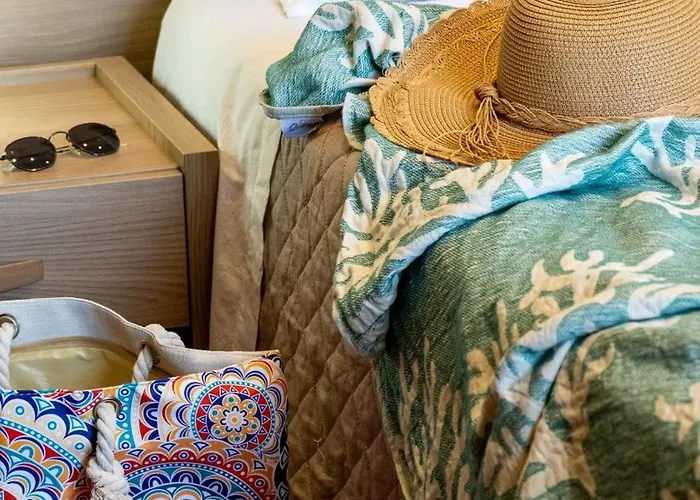 A Due Passi Dal Mare Bed and breakfast